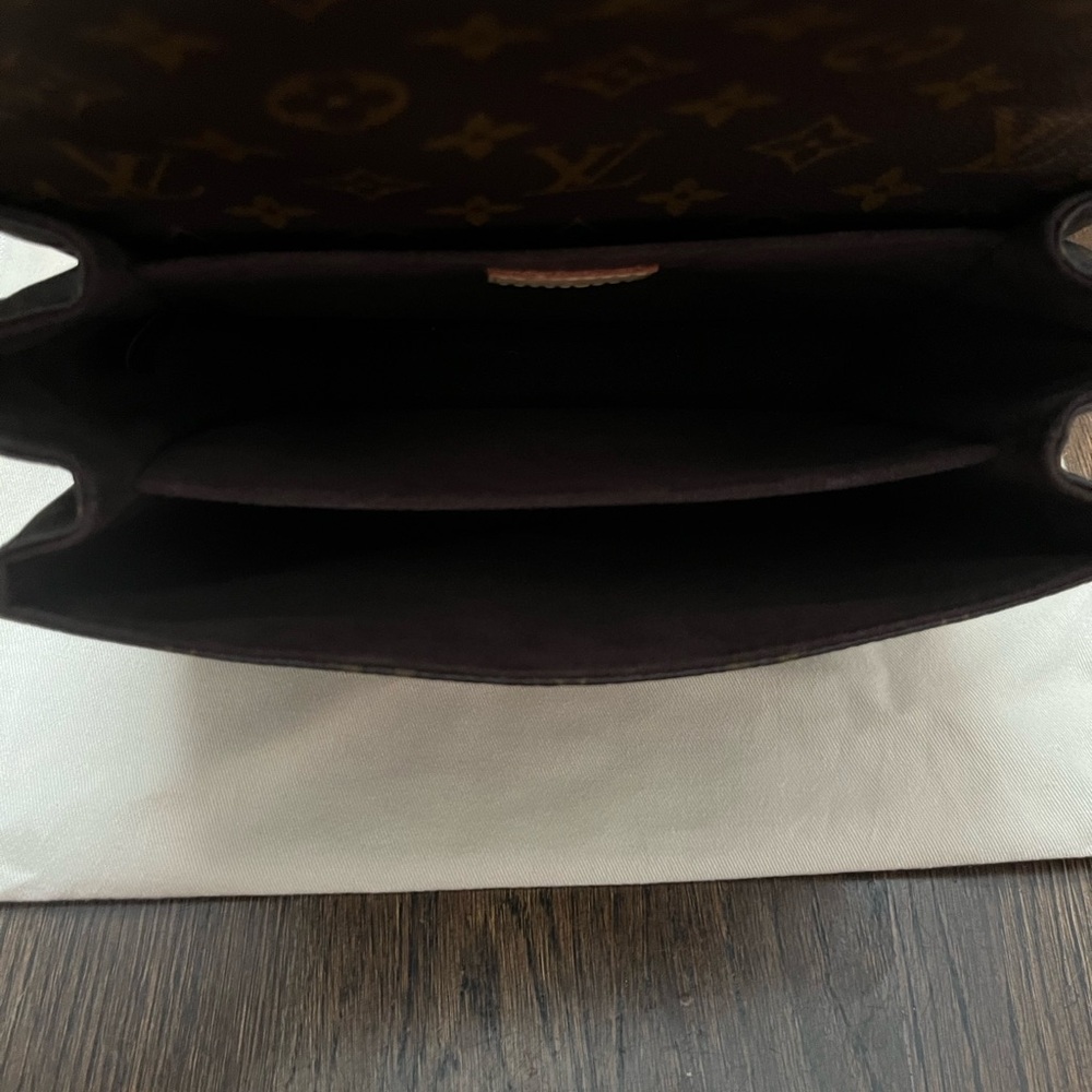 Louis Vuitton Monogram Pochette Métis - Picture 8 of 15